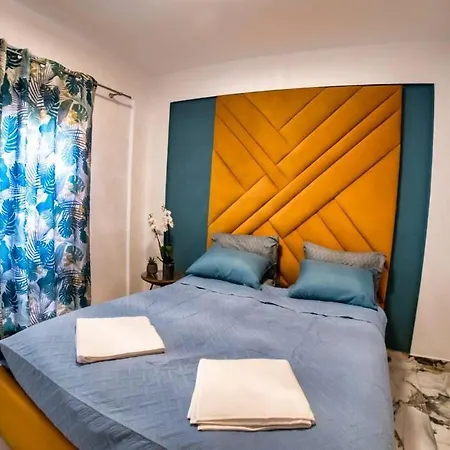 Deluxe Sani Relax Vilă