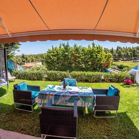 Deluxe Sani Relax