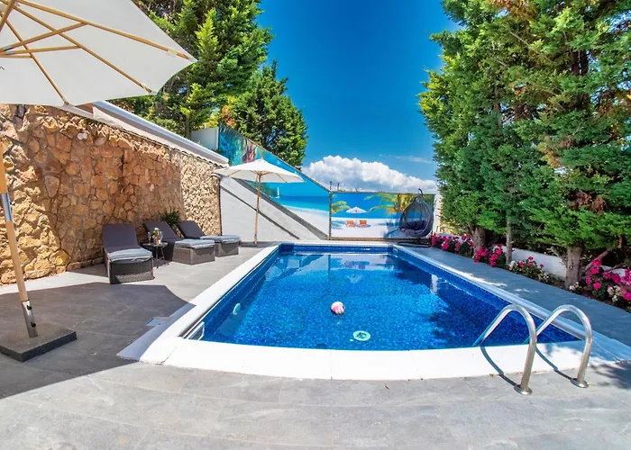 Deluxe Sani Relax Вилла *