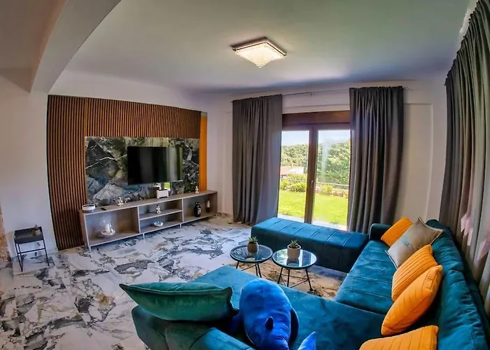 Deluxe Sani Relax 撒尼海滩